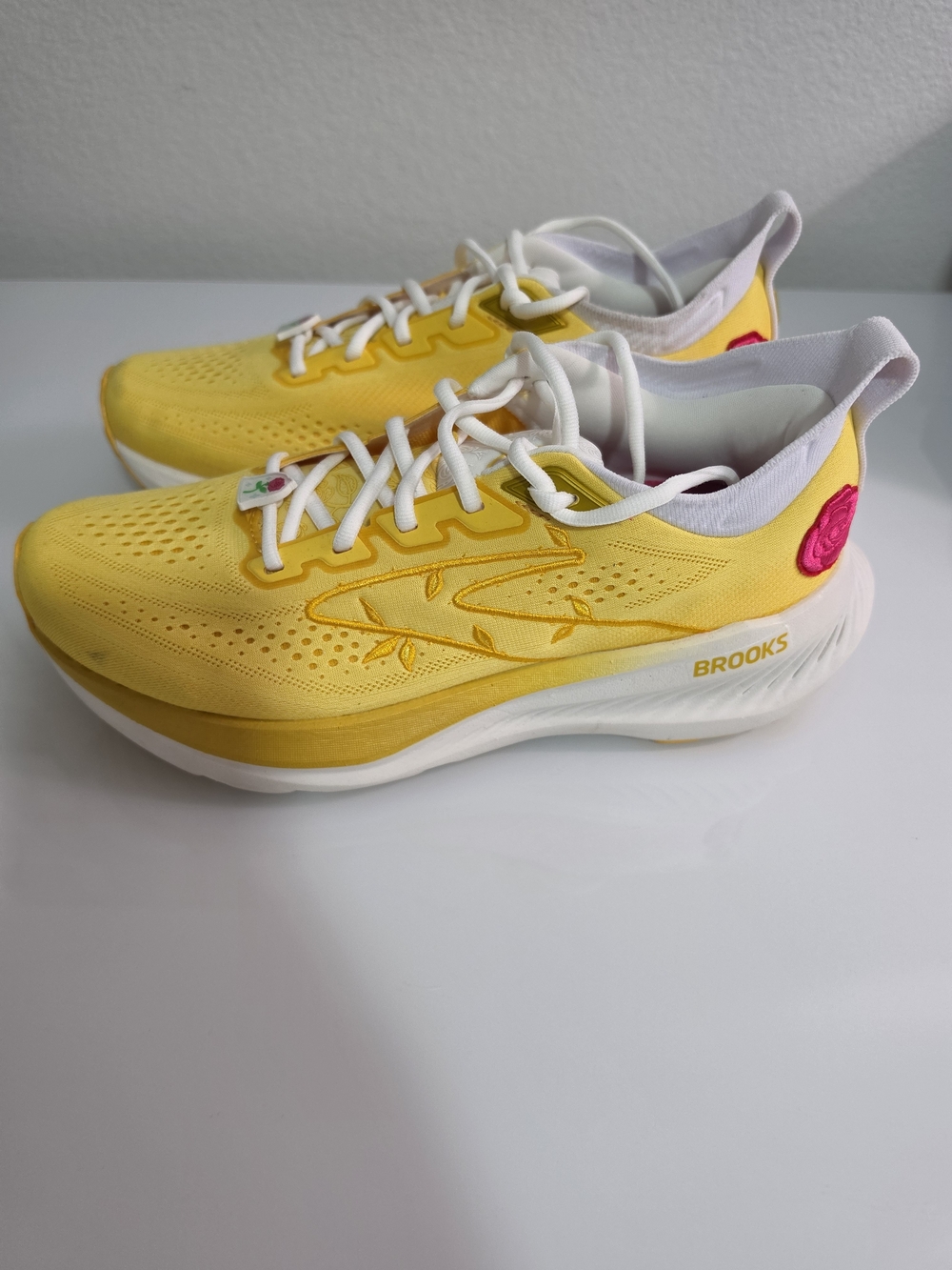Brooks Glycerin 23 RunDisney Belle